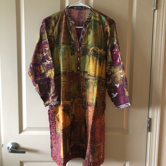 Bundle of 4 kurtas - Picture 2 of 4